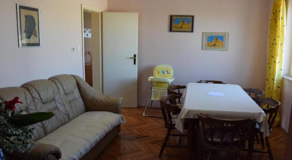 Apartment Julietta Пировац Экстерьер фото